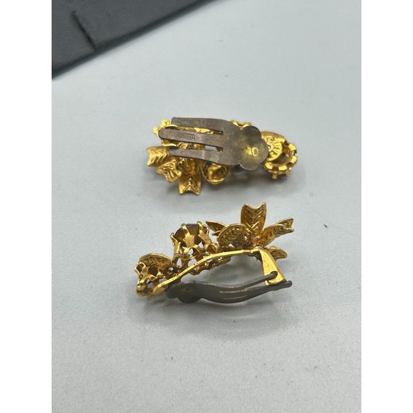 Vintage Signed Austria Clip On Earrings Pink Red Tones Floral Climber Design - Picture 7 of 10